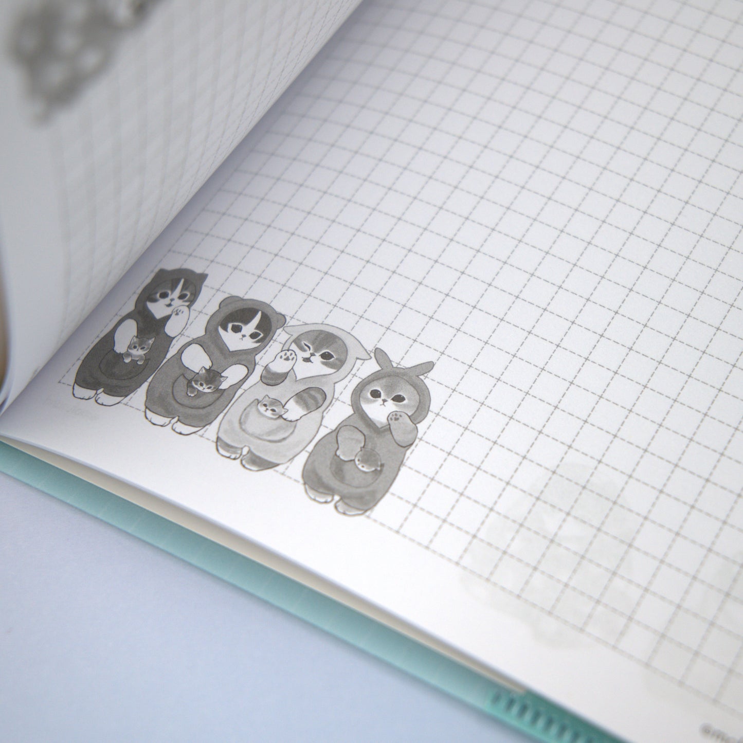 Mofusand Grid Paper Notebook